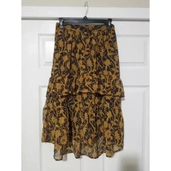 Ann Taylor Tiered Floral Skirt - Picture 5 of 6